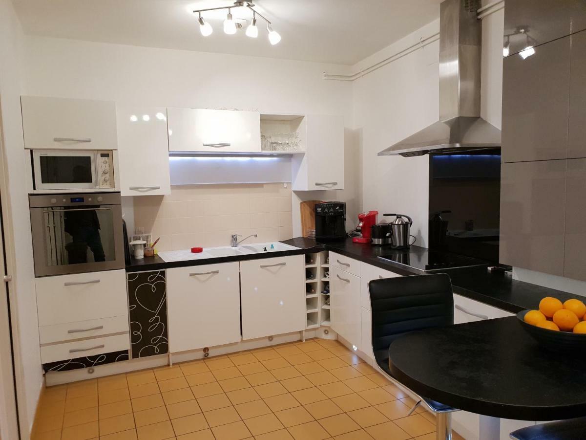 Grand Appartement En Centre Ville Мец Экстерьер фото